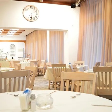 Rila Hotel 3*